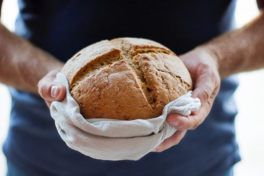 Chef_Sache_Blogbeitrag_7_Tipps_sich_dank_Brot_von_der_Konkurrenz_abheben_zu_koennen_frisches_Brot